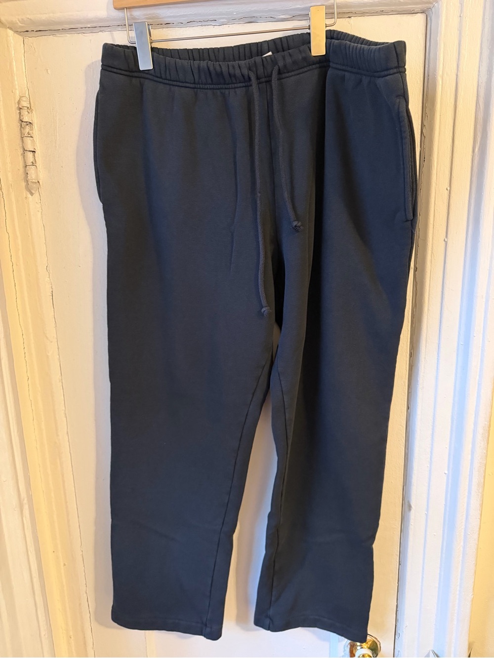 SKIMS Men's Sweatpants — Black